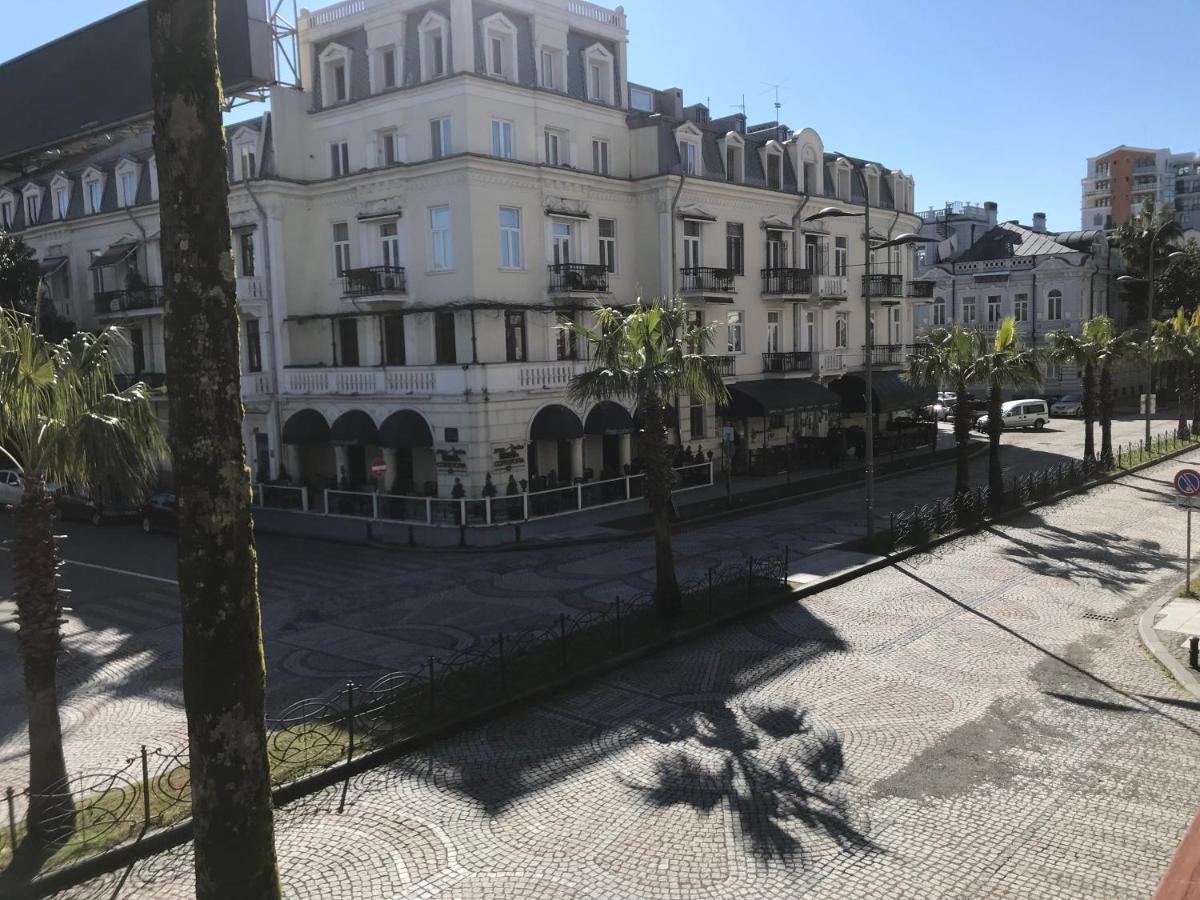 Casa Neptun In Old Batumi Apartment Exterior photo